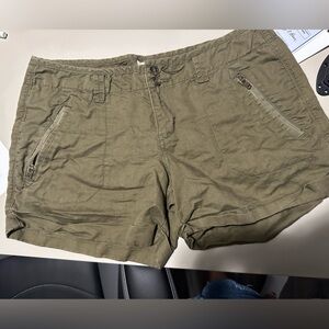Old Navy Green Cargo Shorts Lightweight Relaxed Fit